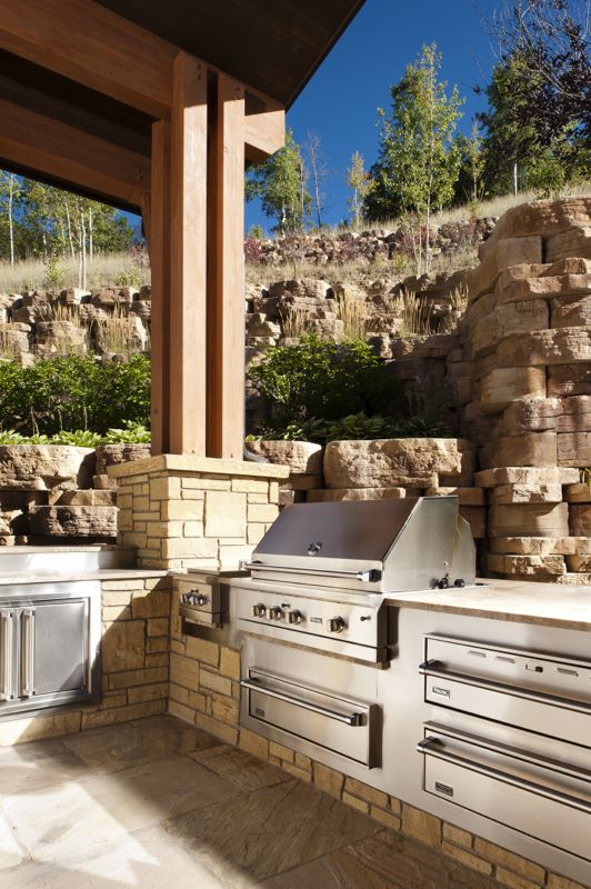 Steamboat Springs Outdoor Grill Photo